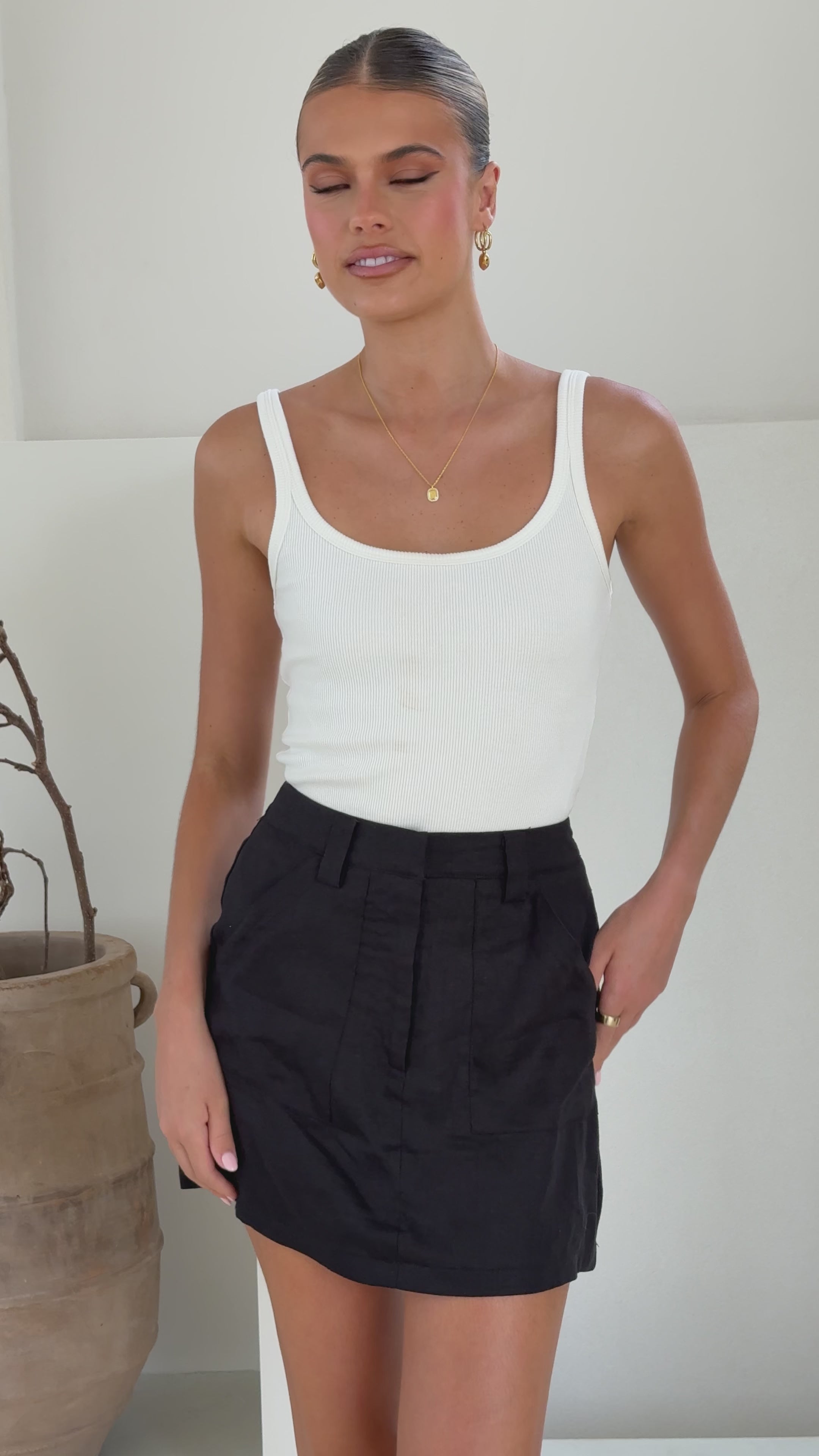 Maggie Mini Skirt - Black
